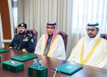 أمير الشرقية يدشن مبادرة “شاطئ الزبنة