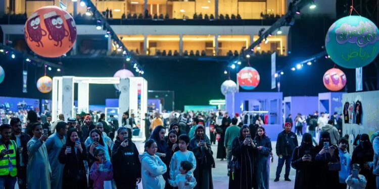 “سنيكر كون” .. تجربة ترفيهية متكاملة لعشاق الأحذية الرياضية ضمن موسم الرياض