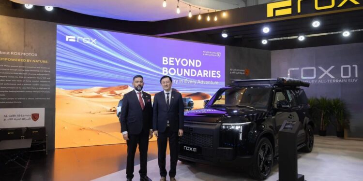 روكس موتور تدخل السعودية بقوة.. فخامة كهربائية مصممة للبيئة الصحراوية (إنفو جراف)