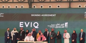 شراكة استراتيجية لدعم مستقبل التنقل الكهربائي في الرياض (إنفو جراف)