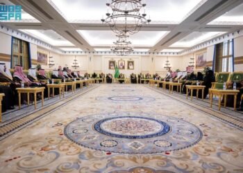 أمير القصيم يدشّن “إسكان عطاء”.. مسكن كريم يعزز التكاتف المجتمعي (إنفو جراف)