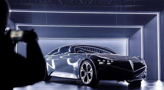 “سير” توقع شراكة استراتيجية مع “إيزوكليما” الإيطالية لتطوير أكبر زجاج أمامي في العالم (إنفو جراف)