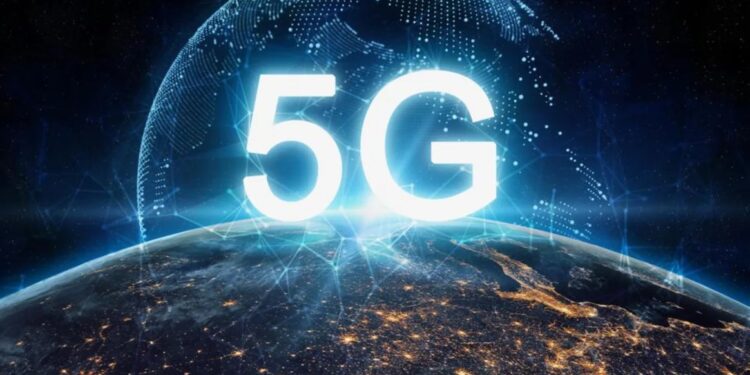 السعودية ضمن الدول الرائدة عالميًا في شبكات الاتصالات و5G (إنفو جراف)