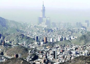 ارتفاع ملكية الأجانب في الشركات العقارية بمكة والمدينة إلى 1.1 مليار ريال (إنفو جراف)