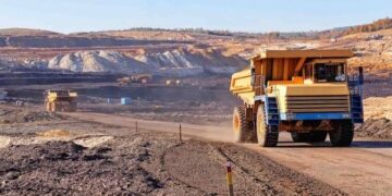 المملكة تُرسّخ مكانتها عالميًا في قطاع التعدين باستثمارات قياسية (إنفو جراف)