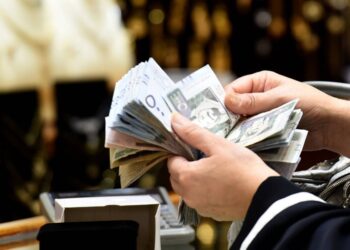 السيولة النقدية في السعودية تحقق أعلى مستوى تاريخي وتصل إلى 3.024 تريليون ريال