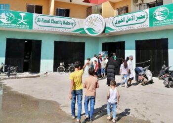 مركز الملك سلمان للإغاثة يوزع 175 ألف ربطة خبز للأسر اللاجئة في شمال لبنان خلال الأسبوع الماضي
