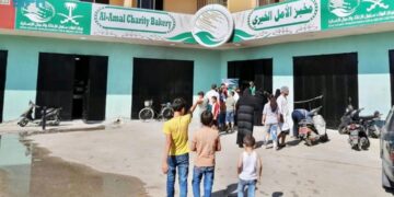 مركز الملك سلمان للإغاثة يوزع 175 ألف ربطة خبز للأسر اللاجئة في شمال لبنان خلال الأسبوع الماضي