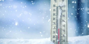 الصقيع يضرب السعودية.. ومدن تسجل أدنى درجات حرارة لهذا الشتاء