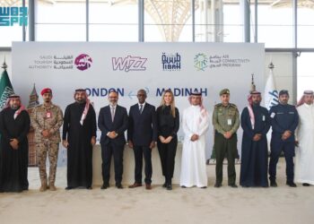 برنامج الربط الجوي يُعلن إطلاق رحلات مباشرة من لندن غاتويك إلى مطار الأمير محمد بن عبدالعزيز الدولي