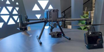 وزارة الداخلية تستعرض طائرة دون طيار لحماية البيئية بمؤتمر ليب التقني 2025