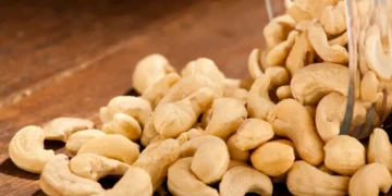 “فوائد ذهبية”.. ماذا يحدث عند تناول الكاجو يومياً؟