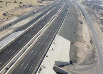 إنجاز 19.3 كم من مشروع ازدواج طريق الشميسي/الكر في مكة المكرمة