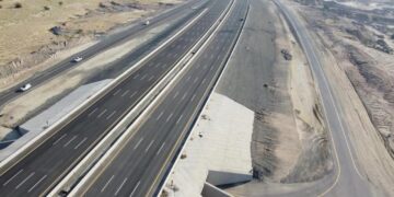 إنجاز 19.3 كم من مشروع ازدواج طريق الشميسي/الكر في مكة المكرمة