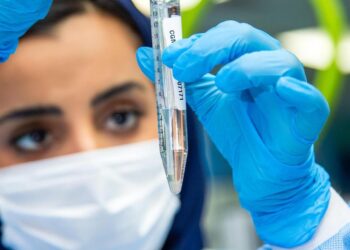 “التخصصي” يكشف 276 اضطرابًا وراثيًا لدى الأجنة عبر رعاية ما قبل الولادة ويوفر 360 مليون ريال سنويًا