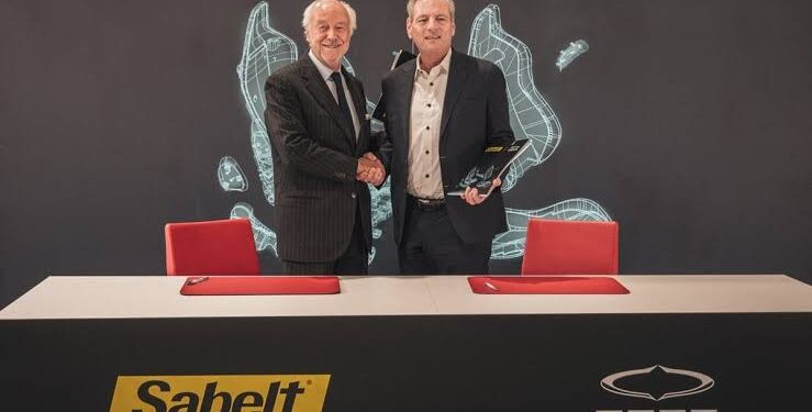 “سير” السعودية توقّع اتفاقية شراكة مع “سابيلت” الإيطالية لتعزيز صناعة السيارات الكهربائية