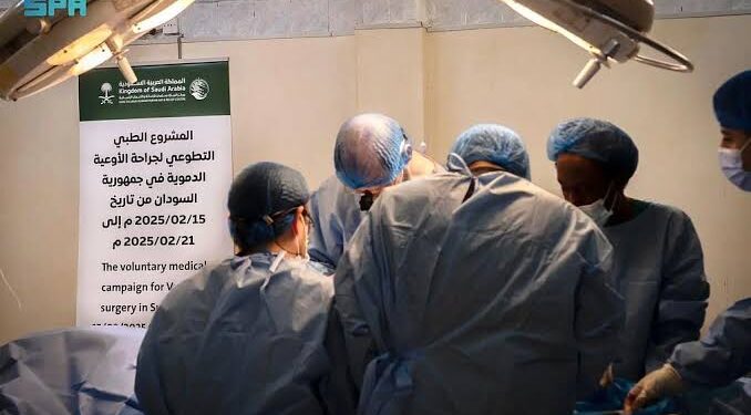 مركز الملك سلمان للإغاثة يختتم مشروع جراحة الأوعية الدموية في بورتسودان