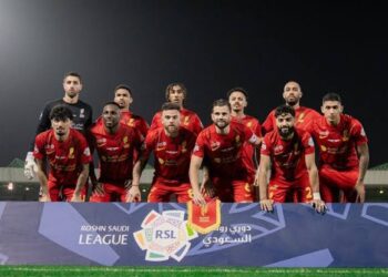 أوباميانغ يمنح القادسية التقدم ضد الرائد