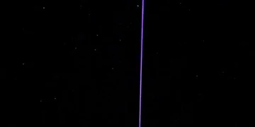 “مراقبة حال السماء” بالتلسكوبات تستهوي زوَّار موسم شتاء درب زبيدة بـ”أم العصافير”