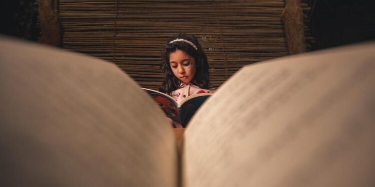 مهرجان الدرعية للرواية ينمي خيال الصغار ويزرع بهم شغف الأدب