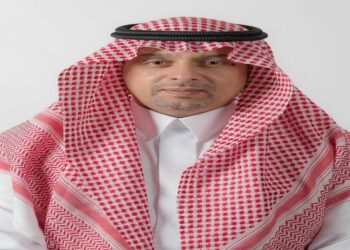 رئيس مجلس إدارة مجموعة stc والرئيس التنفيذي يهنئان القيادة بمناسبة يوم التأسيس