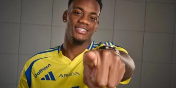 جون دوران.. الموهبة الكولومبية التي جمعت رأسية ماجد وسرعة الجمعان ومهارة الهريفي