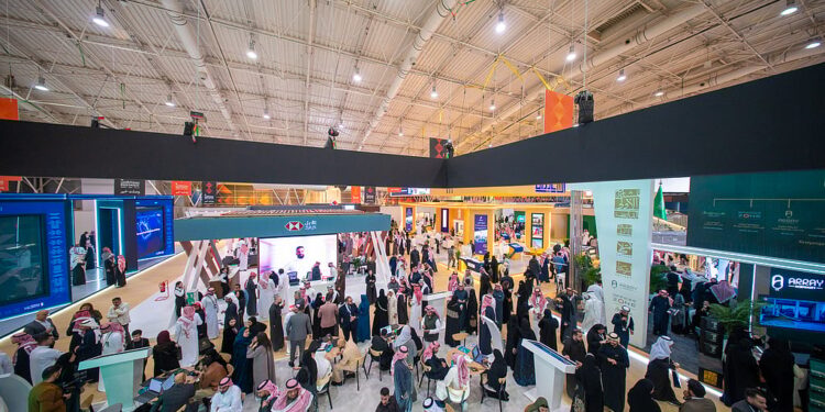 معرض ريستاتكس الرياض العقاري 2025 يختتم فعالياته بعرض أكثر من 20 ألف وحدةٍ سكنيةٍ تجاوزت قيمتها 22 مليار ريال