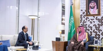 الأمير عبدالعزيز بن سعود يستقبل الممثل الخاص للأمين العام للأمم المتحدة للحد من مخاطر الكوارث