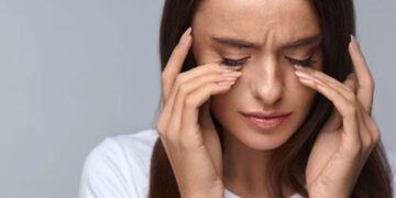 “الماء الأزرق.. المرض الصامت الذي يهدد البصر