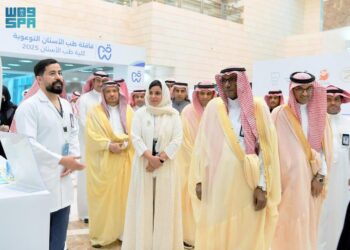 جامعة جازان تُطلق قافلة طب الأسنان في نسختها الخامسة لخدمة أفراد المجتمع