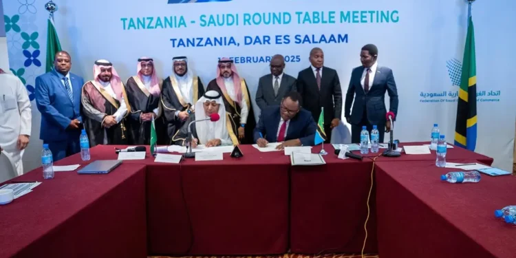 توقيع اتفاقيات تجارية وإنشاء مجلس أعمال مشترك بين المملكة وتنزانيا