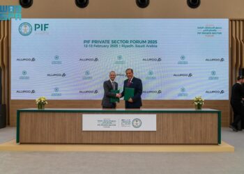 “مجموعة روشن” وشركة منتجات الألومنيوم “ألوبكو” تعلنان عن شراكة إستراتيجية لدعم التصنيع المحلي