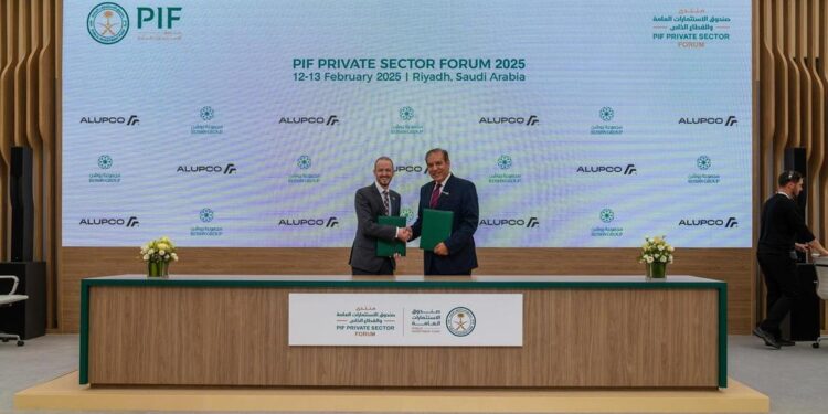 “مجموعة روشن” وشركة منتجات الألومنيوم “ألوبكو” تعلنان عن شراكة إستراتيجية لدعم التصنيع المحلي