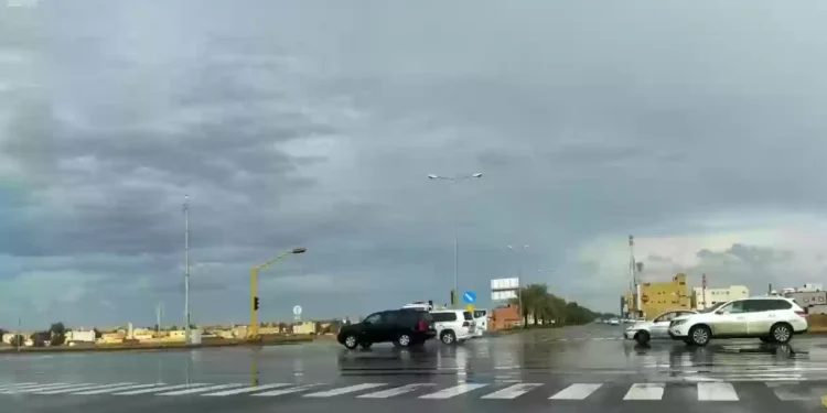 موجة برد شديدة تضرب شمال المملكة واستمرار الرياح المثيرة للأتربة