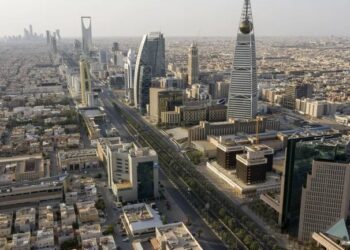 القطاع الخاص غير النفطي في السعودية يسجل أفضل أداء منذ 2014