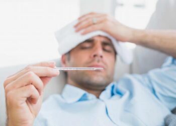 احذر.. أخطاء شائعة في علاج التهابات الجهاز التنفسي (إنفوجراف)