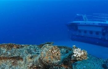 غرق غواصة سياحية بالغردقة ومصرع 6 أشخاص وإنقاذ 29 آخرين