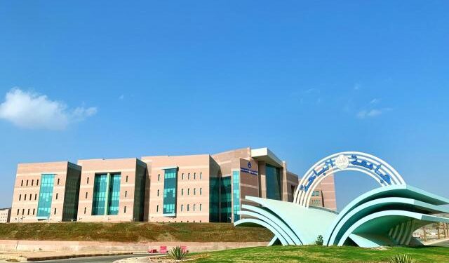 جامعة الباحة تتأهل للمرحلة النهائية من 200 فريق في هاكاثون الابتكار في الصحة والذكاء الاصطناعي