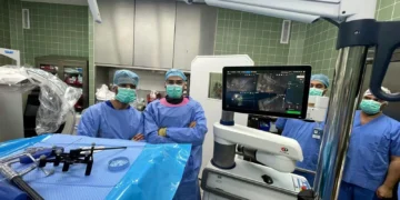 بنجاح.. إجراء عملية كسر في العمود الفقري والحوض باستخدام تقنية الروبوت بمستشفى الملك فهد الجامعي