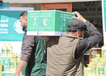 مركز الملك سلمان للإغاثة يوزّع 660 سلة غذائية في إقليم الخروب ومنطقة عرمون بلبنان