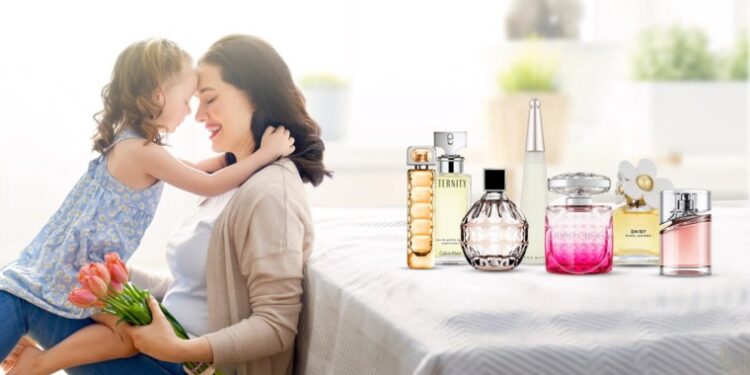 رحلة قصيرة أو عطور.. أفكار هدايا مميزة لعيد الأم تناسب كل الأذواق