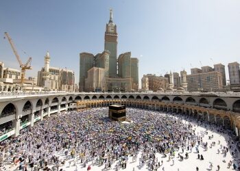 رئاسة الشؤون الدينية تعلن نجاح خطة الرئاسة الإثرائية للعشر الوسطى من الشهر الكريم