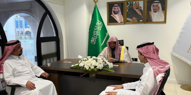 النائب العام يتفقد نيابة الحرم المكي ويشدد على تسهيل الإجراءات العدلية للمعتمرين