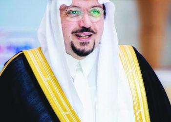 أمير القصيم يزور دار الرعاية الاجتماعية للمسنين في عنيزة ويشيد بخدماتها المتميزة