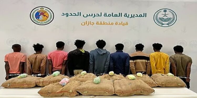 حرس الحدود بجازان يقبض على مخالف لنظام أمن الحدود بحوزته 5.9 كجم حشيش