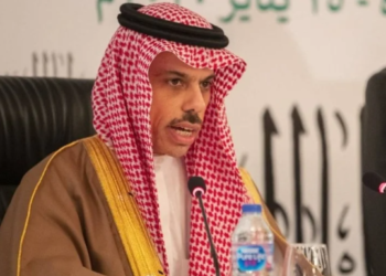 وزير الخارجية يصل القاهرة لترؤس اجتماع اللجنة الوزارية بشأن غزة