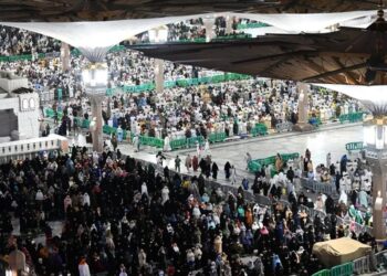 14 مليون مصل في المسجد النبوي بالنصف الأول من رمضان