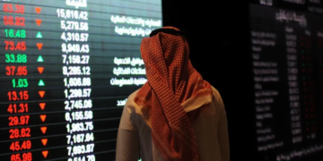 مؤشر سوق الأسهم السعودية يُغلق مرتفعًا 50.89 نقطة
