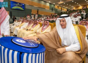 وزير البيئة والمياه والزارعة يدشّن المنصة الإلكترونية لبرنامج الحوافز والمنح في قطاع البيئة