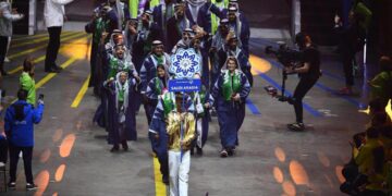 وفد الأولمبياد الخاص السعودي يتألق بالبشت البيدي في افتتاح الألعاب العالمية الشتوية “تورين 2025 “